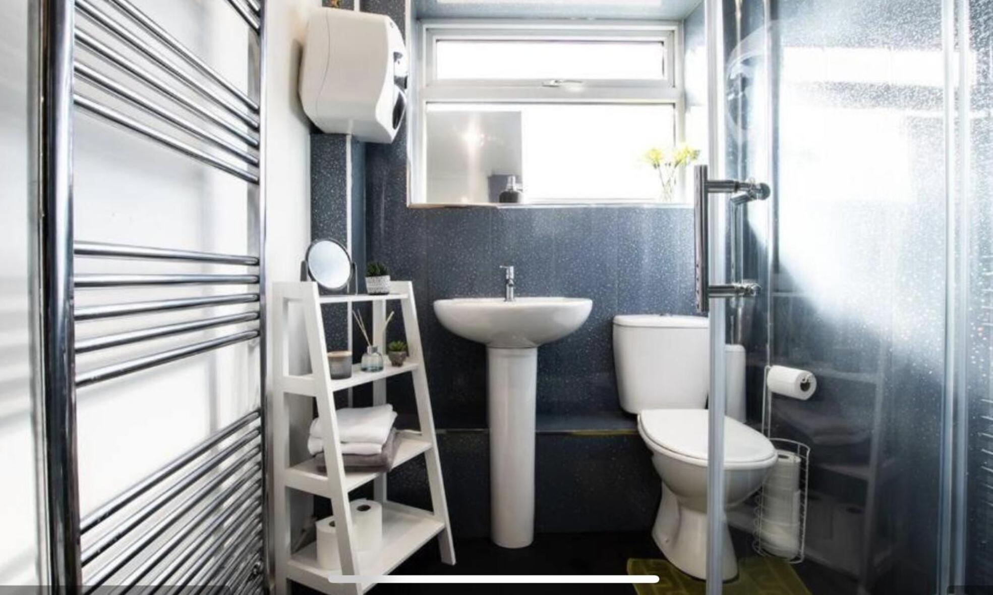 A Cosy 2 Bed Flat In Appartamento *